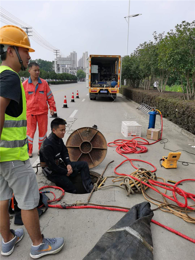 东英镇翻衬法管道修复技术主要工序